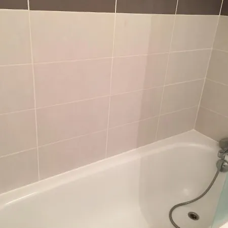 Grande Rue Apartment *