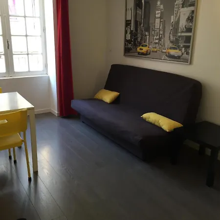 Grande Rue Apartment