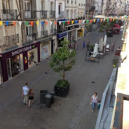 Grande Rue Apartment